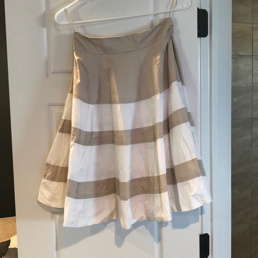 Tan and white high waisted skirt